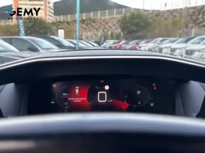 Photo 37 Peugeot 2008  PureTech 130 S&S EAT8