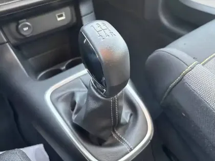 Photo 13 Citroën C3  PureTech 83 S&S BVM5