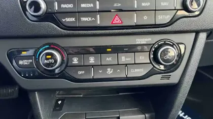 Photo 18 Kia Niro e- Electrique 204 ch