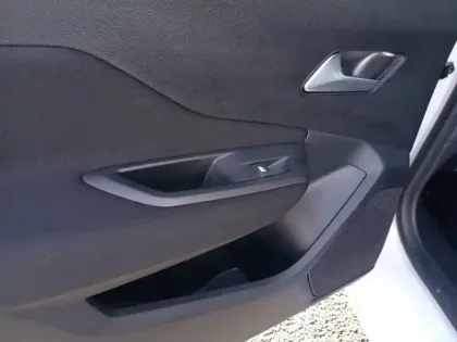 Photo 23 Peugeot 308  Hybrid 145 e-DCS6