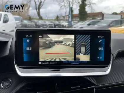 Photo 17 Peugeot 208  PureTech 100 S&S EAT8