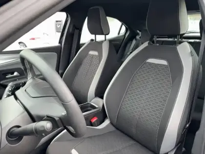 Photo 7 Opel Mokka  1.2 Turbo Hybrid 136 ch e-DCT6