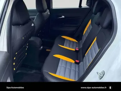 Photo 21 Jeep Avenger  1.2 Turbo T3 145 ch BVR6 4xe