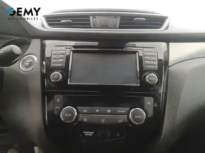 Photo 13 Nissan Qashqai  1.2 DIG-T 115 Stop/Start