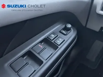 Photo 13 Suzuki Swift  1.2 Dualjet Hybrid