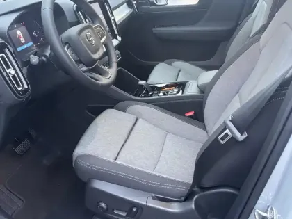 Photo 7 Volvo Xc40  B3 163 ch DCT7