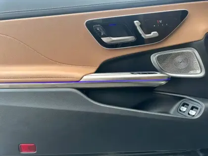 Photo 23 Mercedes CLE  Coupé 300 e Hybrid EQ 9G-Tronic