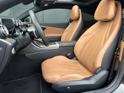 Photo 10 Mercedes CLE  Coupé 300 e Hybrid EQ 9G-Tronic