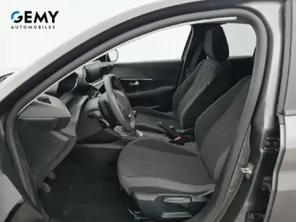 Photo 52 Peugeot 208  PureTech 100 S&S BVM6