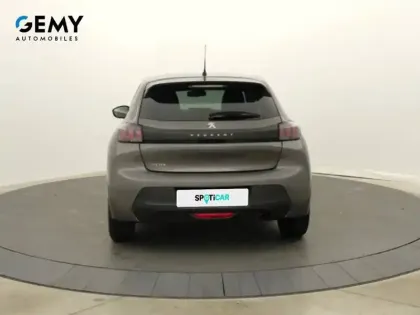 Photo 48 Peugeot 208  PureTech 100 S&S BVM6