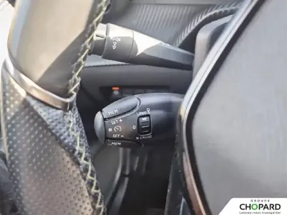 Photo 55 Peugeot 2008  PureTech 130 S&S BVM6