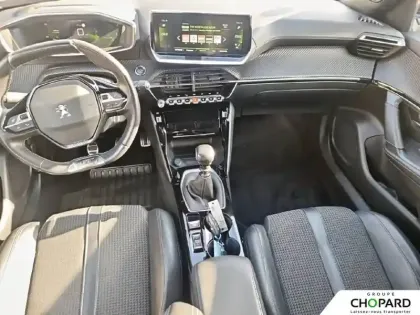 Photo 35 Peugeot 2008  PureTech 130 S&S BVM6