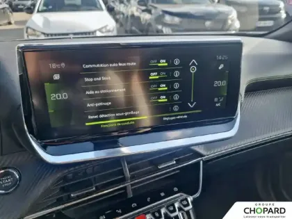 Photo 40 Peugeot 2008  PureTech 130 S&S BVM6