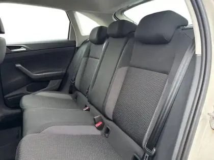 Photo 13 Volkswagen Taigo  1.0 TSI 110 BVM6