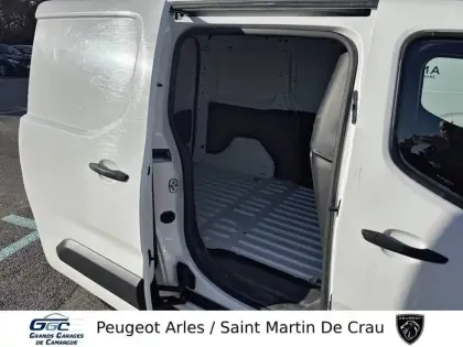 Photo 9 Peugeot Partner  FOURGON STANDARD 650 KG BLUEHDI 100 S&S BVM5