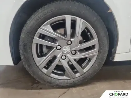 Photo 32 Peugeot 208 Gén. II Ph1 NG Style 5