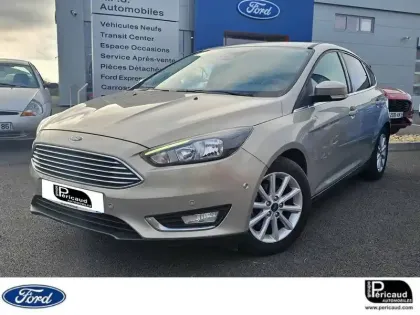 Photo Ford Focus Titanium / Camera