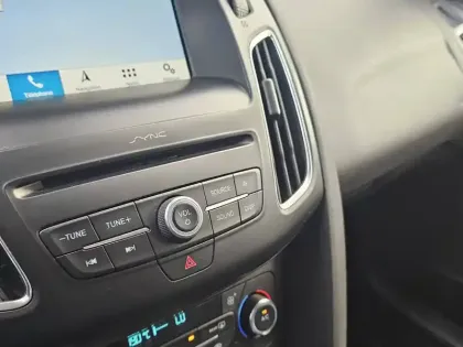 Photo 10 Ford Focus Gén. III Ph2 NG Titanium 5