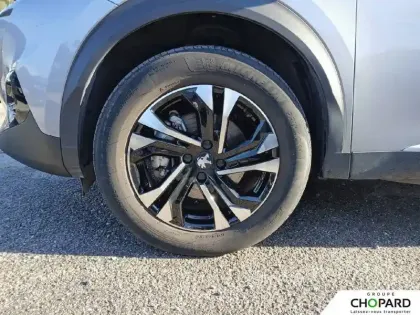 Photo 32 Peugeot 2008  Electrique 136 ch