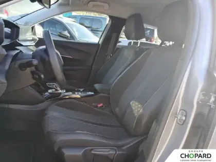 Photo 62 Peugeot 2008  Electrique 136 ch