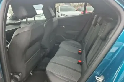 Photo 10 Peugeot 2008  Hybrid 145 e-DCS6