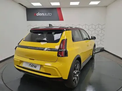 Photo 8 Renault 5 Renault  E-Tech Electrique 10 ch autonomie confort