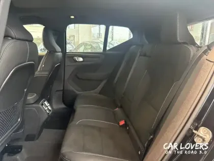 Photo 13 Volvo Xc40  B3 163 ch DCT7