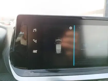 Photo 55 Peugeot 208  Electrique 50 kWh 136ch