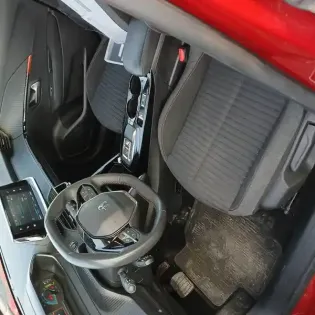 Photo 29 Peugeot 208  Electrique 50 kWh 136ch