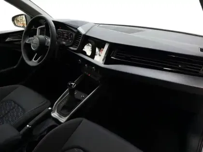 Photo 8 Audi A1  Sportback 30 TFSI 116 ch S tronic 7