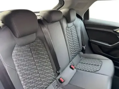 Photo 9 Audi A1  Sportback 30 TFSI 116 ch S tronic 7