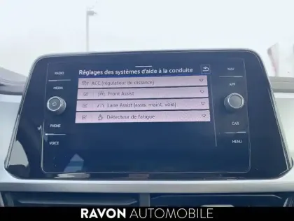 Photo 21 Volkswagen T-roc  1.0 TSI 110 Start/Stop BVM6