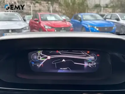 Photo 17 Peugeot 308  PHEV 180 e-EAT8