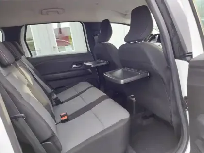 Photo 16 Dacia Jogger  ECO-G 100 5 places