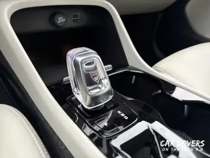 Photo 12 Volvo Xc40  T4 Recharge 129+82 ch DCT7