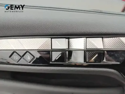 Photo 11 DS DS 4  Hybride E-Tense 225 EAT8