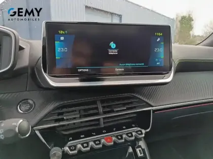 Photo 48 Peugeot 2008  Electrique 136 ch