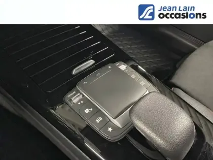 Photo 18 Mercedes Classe A  250 e 8G-DCT