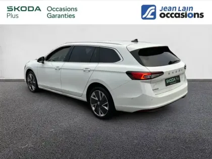 Photo 10 Skoda Superb  Combi 2.0 TDI 150 ch SCR DSG7