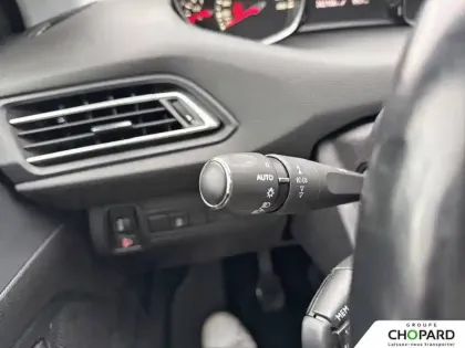Photo 18 Peugeot 308  PureTech 110ch S&S BVM6