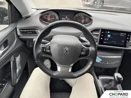 Photo 37 Peugeot 308  PureTech 110ch S&S BVM6