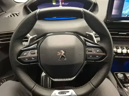 Photo 16 Peugeot 3008  Hybrid 136 e-DCS6