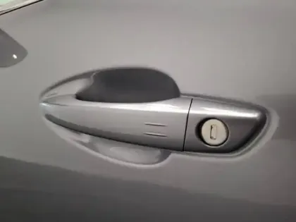 Photo 35 Peugeot 3008  Hybrid 136 e-DCS6