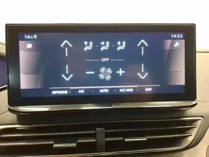 Photo 23 Peugeot 3008  Hybrid 136 e-DCS6