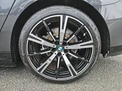 Photo 40 BMW Serie 5 530e PHEV 299 ch BVA8