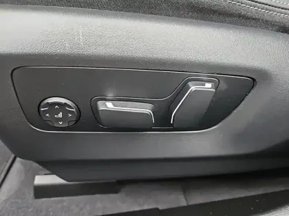 Photo 96 BMW Serie 5 530e PHEV 299 ch BVA8