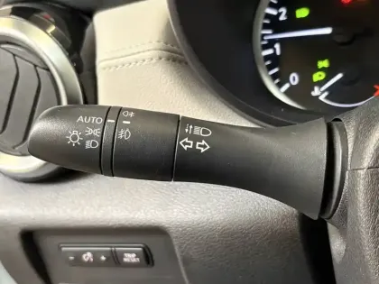 Photo 18 Nissan Micra  IG-T 92 Xtronic