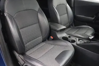 Photo 10 Kia Niro  1.6 GDi Hybride 141 ch DCT6