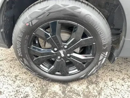 Photo 25 Dacia Jogger  Hybrid 140 5 places