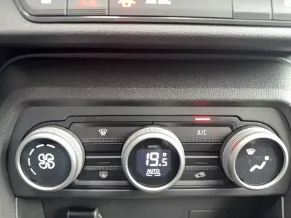 Photo 50 Dacia Jogger  Hybrid 140 5 places